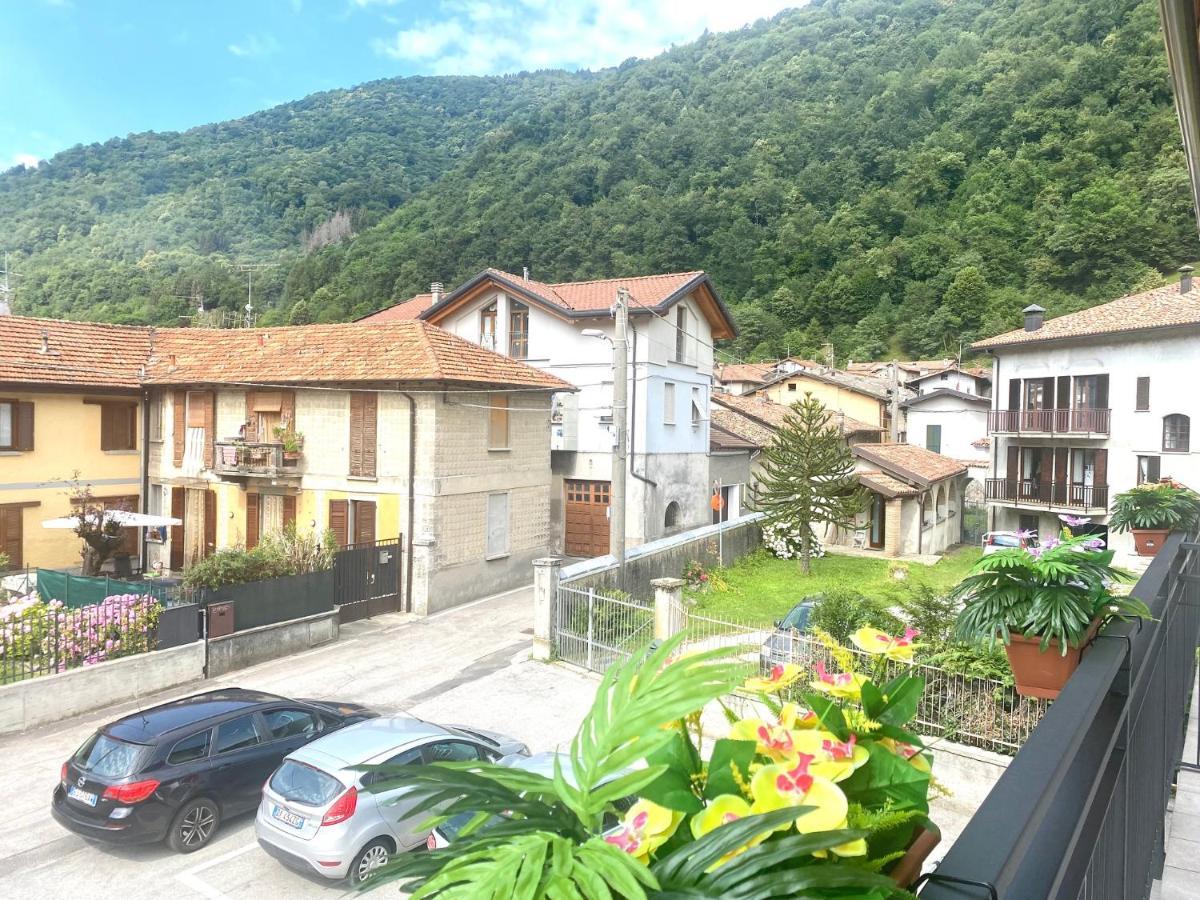 Mountains And Lake Como Apartments Valbrona Esterno foto